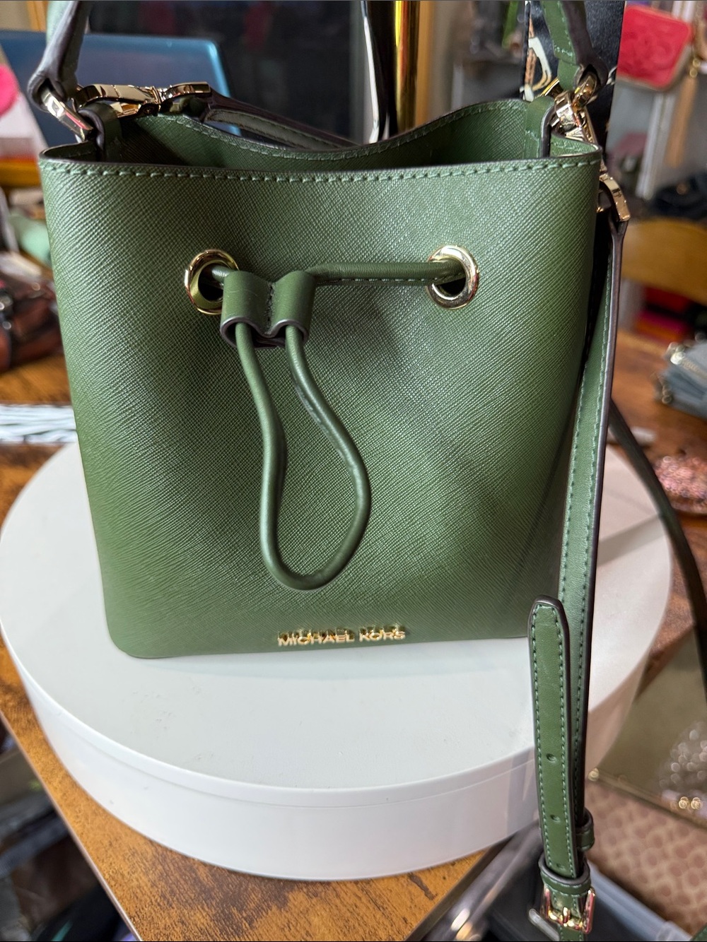 MK GREEN